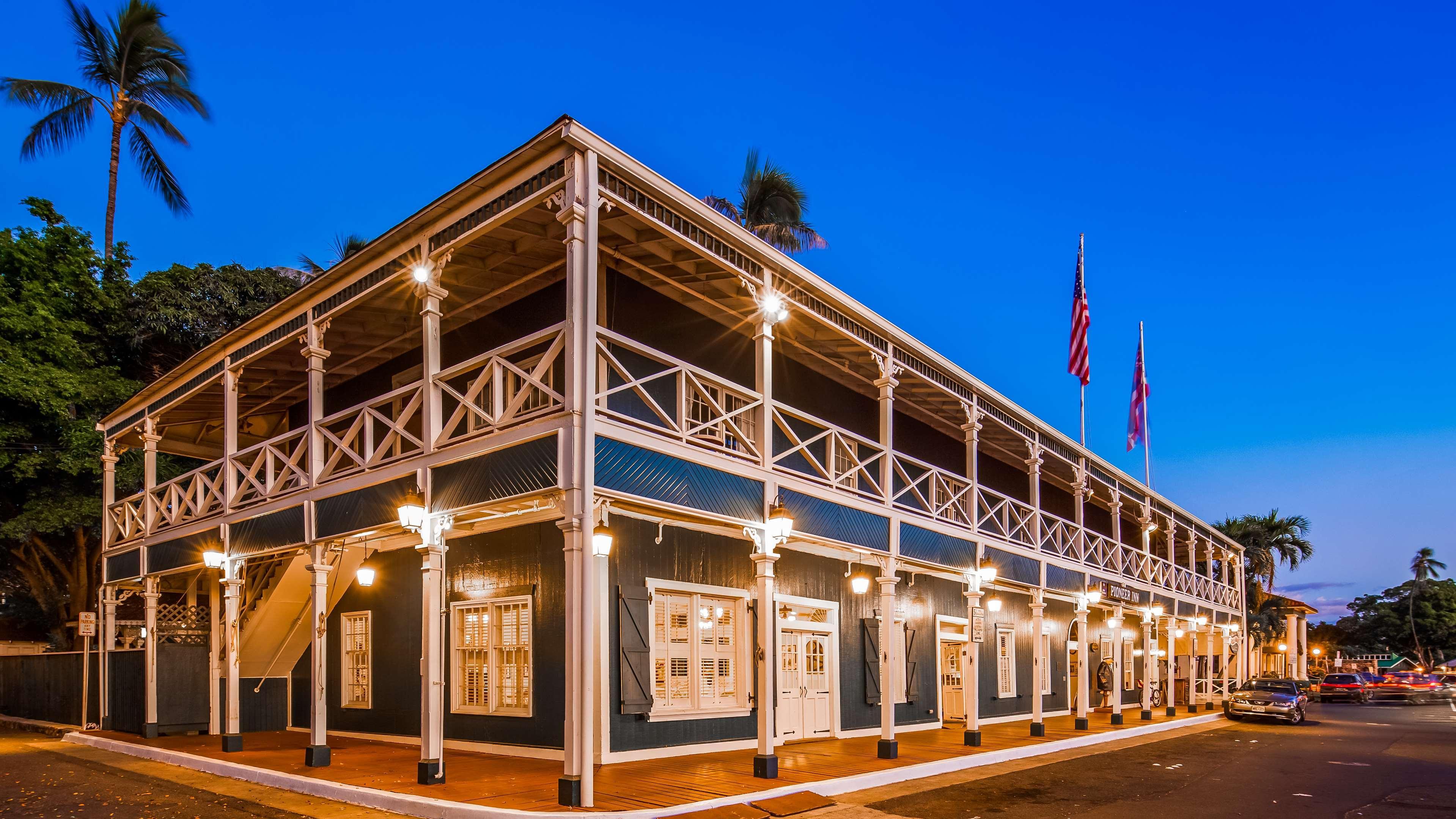 Pioneer Inn Lahaina Exterior photo